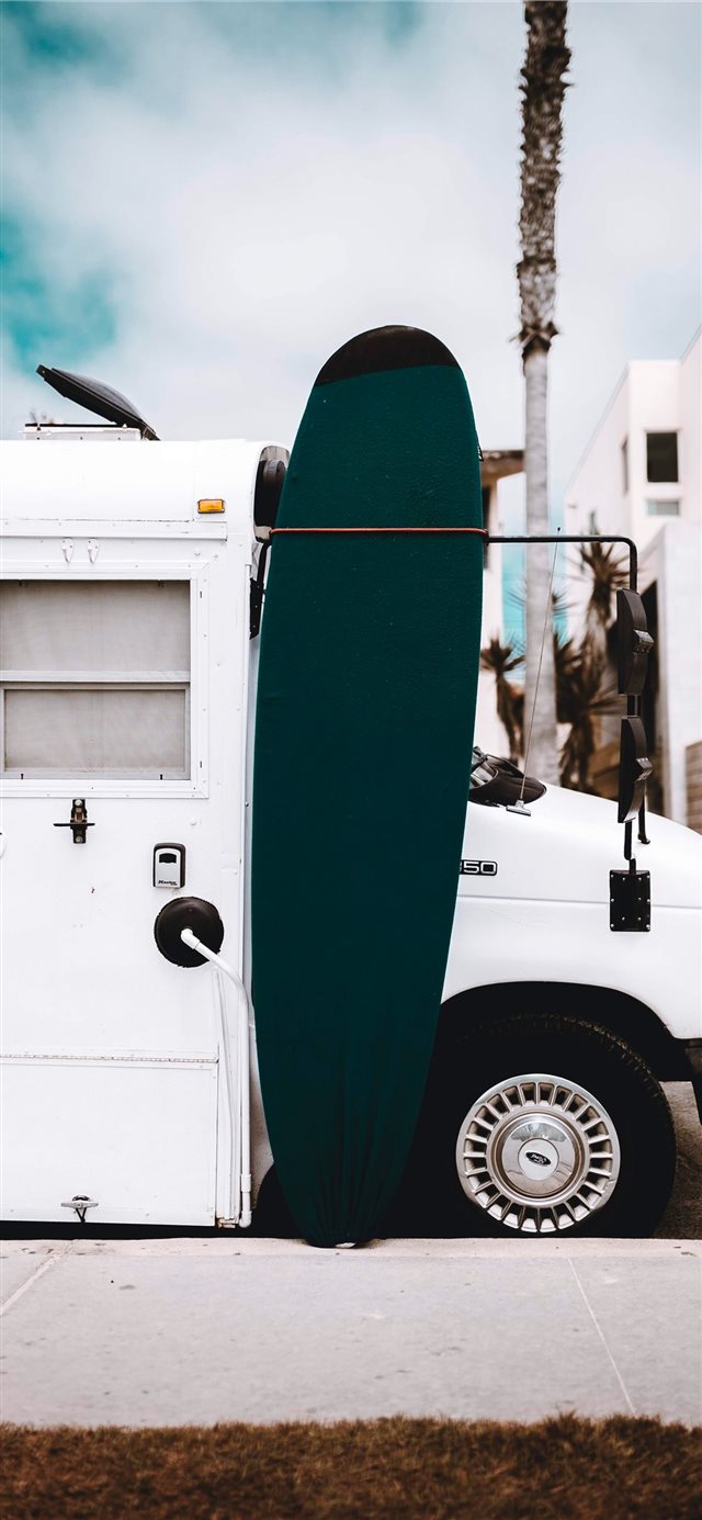 1125x2436 Take it again  - vehicle iPhone X Wallpaper
