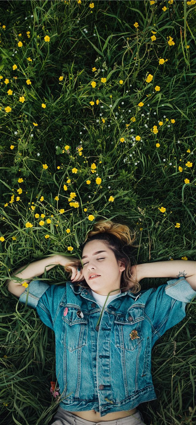 1125x2436 Something in the way she moves - max patch iPhone X Wallpaper