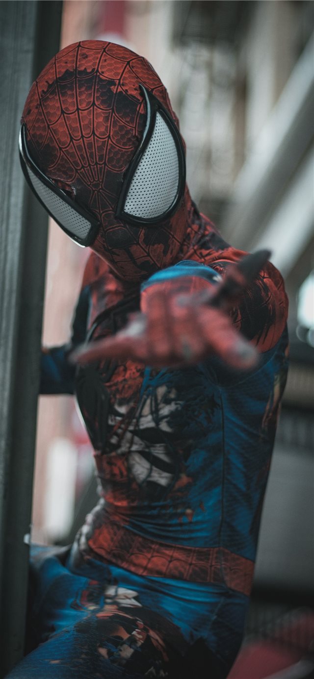 1125x2436 Web Slinger - urban iPhone X Wallpaper