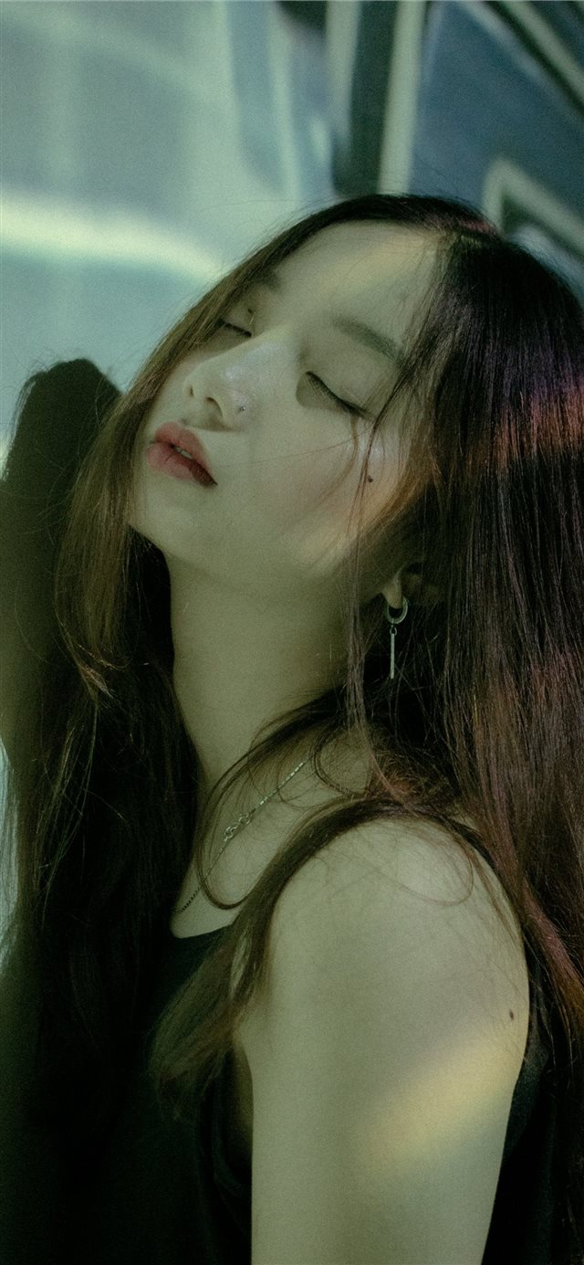 1125x2436 Lost - love iPhone X Wallpaper