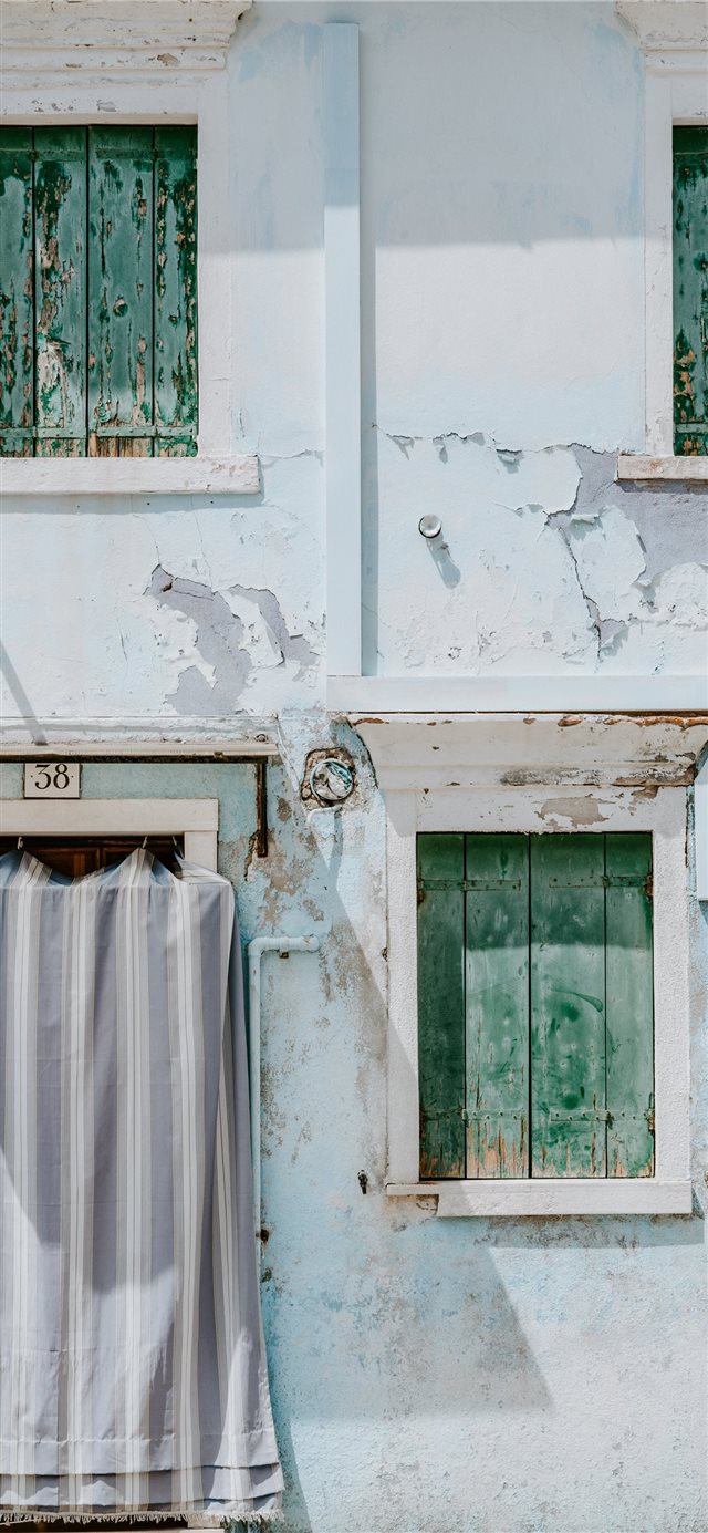 1125x2436 Pastel blue house with shutters - window iPhone X Wallpaper