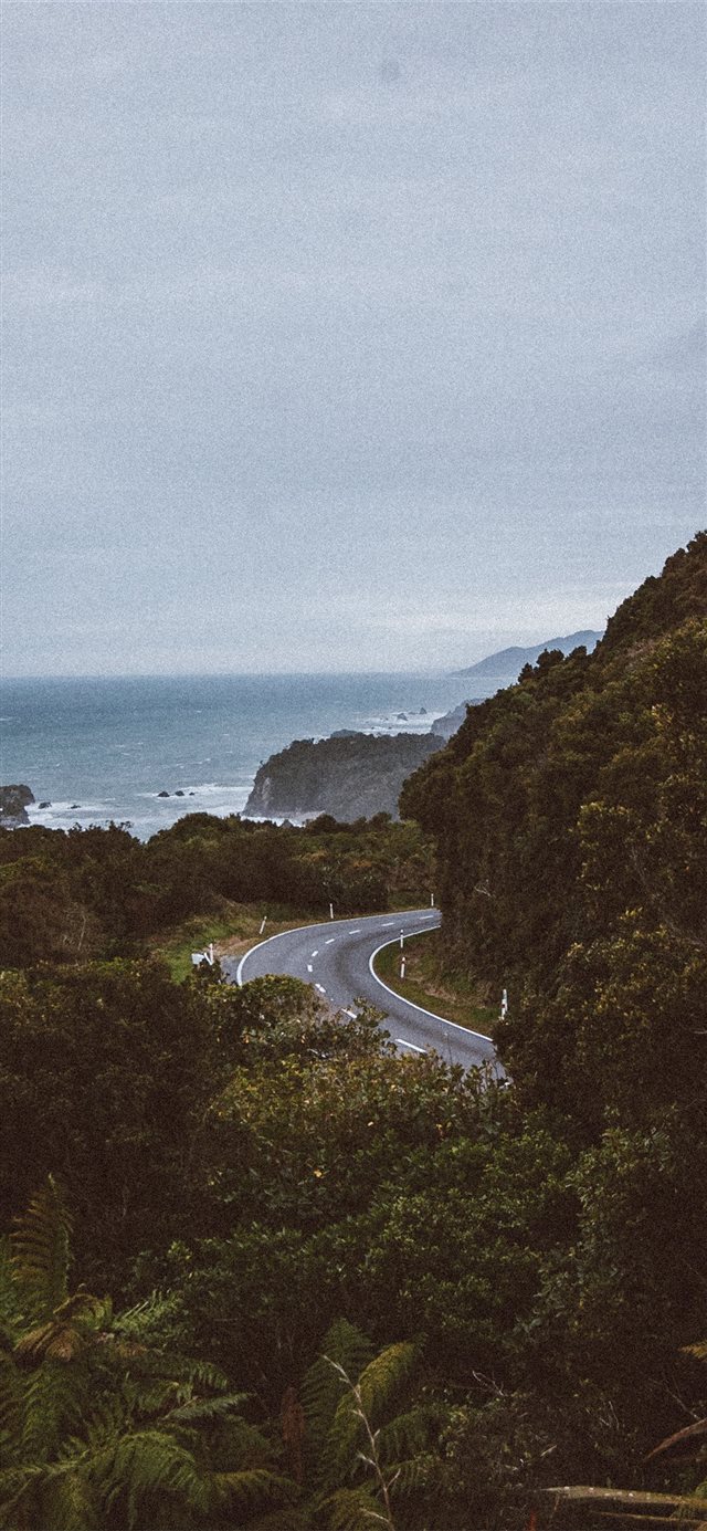 1125x2436 Roadtrippin’ - water iPhone X Wallpaper