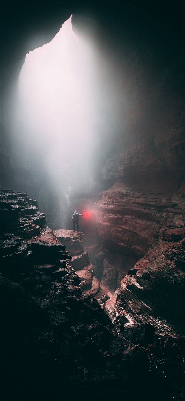 1125x2436 I can’t think of a cool caption - flare iPhone X Wallpaper