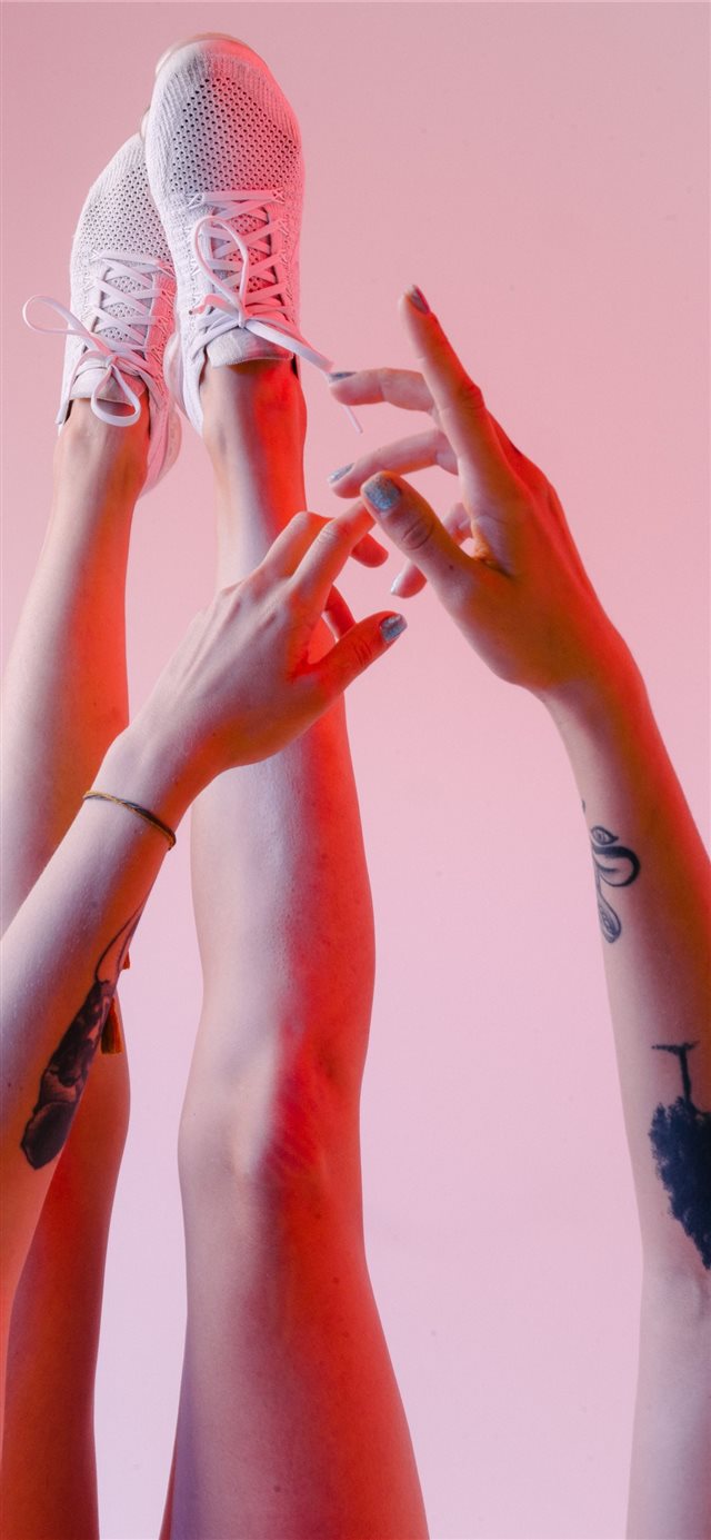 1125x2436 studio - tattoo iPhone X Wallpaper