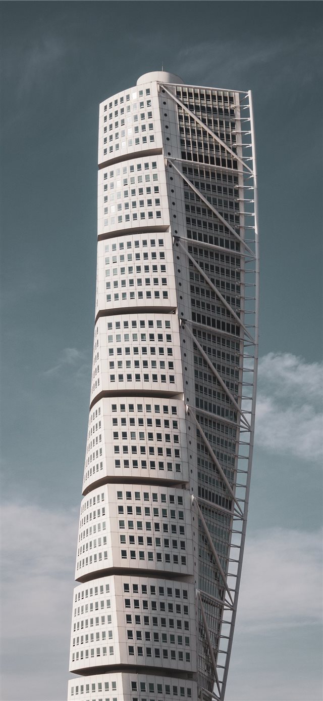 1125x2436 Turning Torso - travel iPhone X Wallpaper