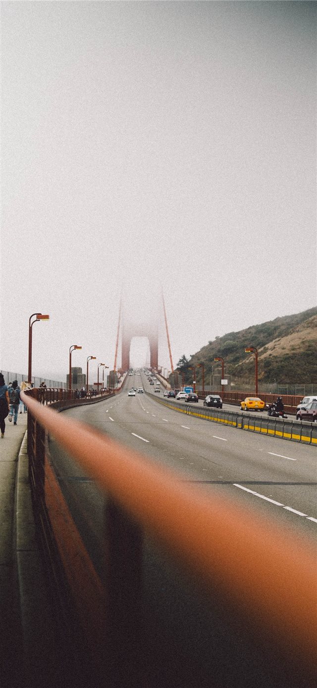 1125x2436 Stay Gold - road iPhone X Wallpaper