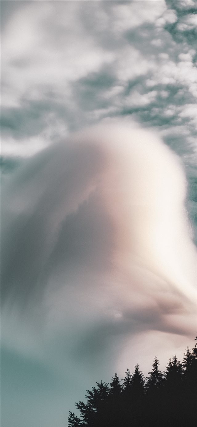 1125x2436 Hot Cloud - mobile wallpaper iPhone X Wallpaper