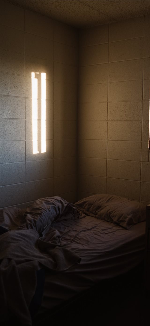 1125x2436 Dorm Room - shadow iPhone X Wallpaper