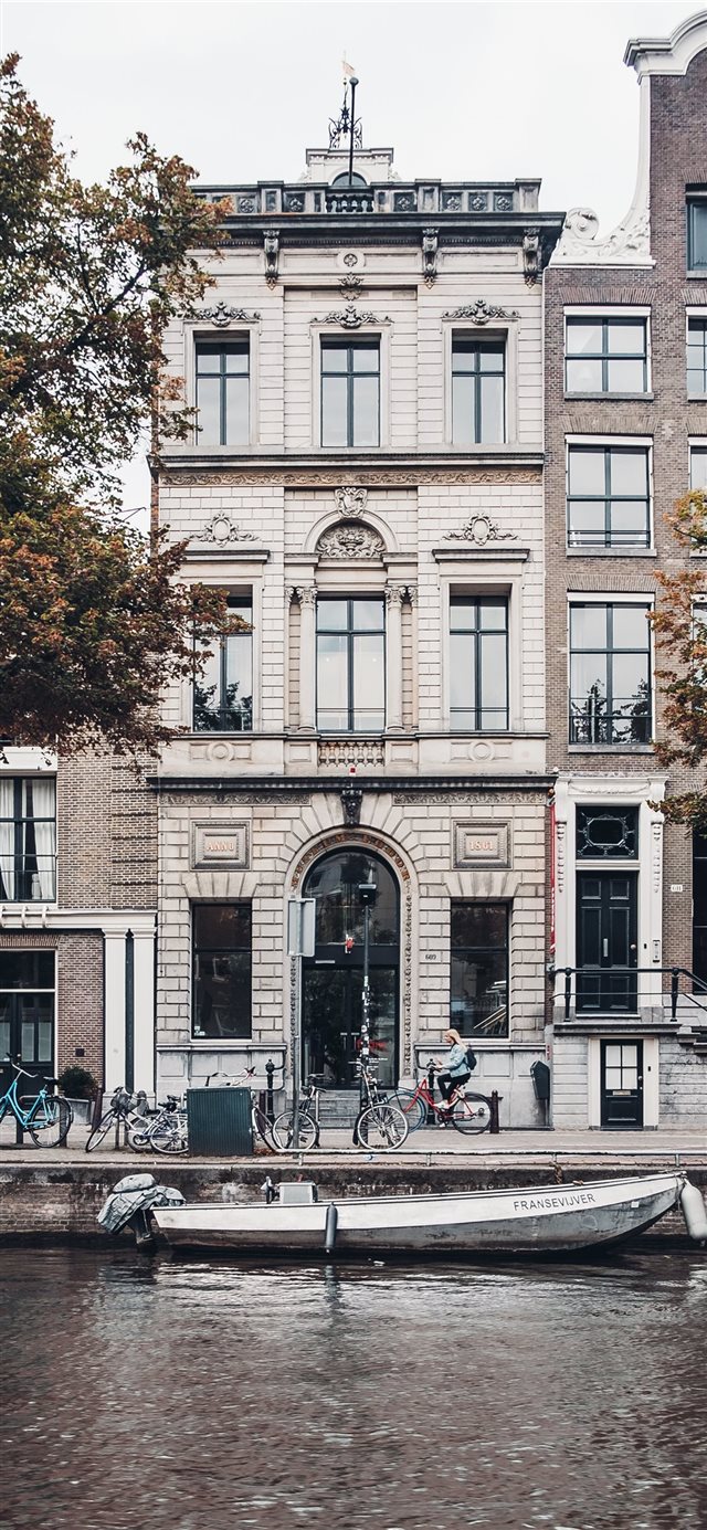 1125x2436 Amsterdam Quietness - window iPhone X Wallpaper