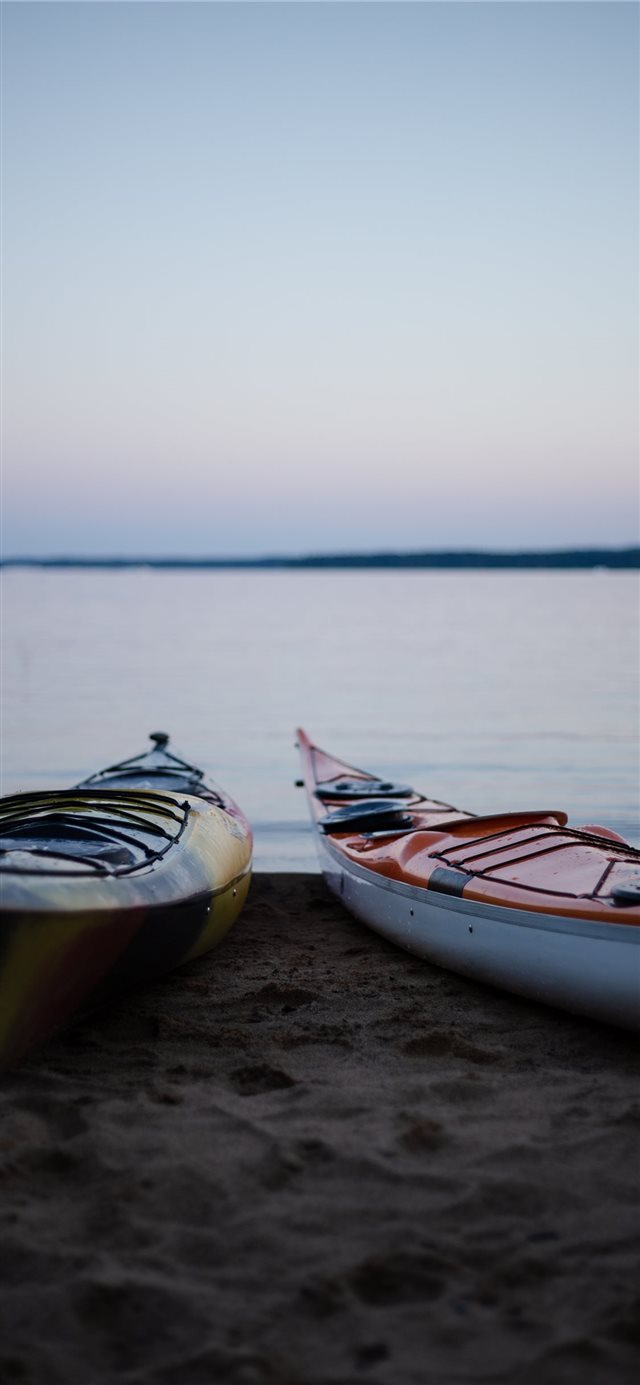 1125x2436 So much potential - boat iPhone X Wallpaper