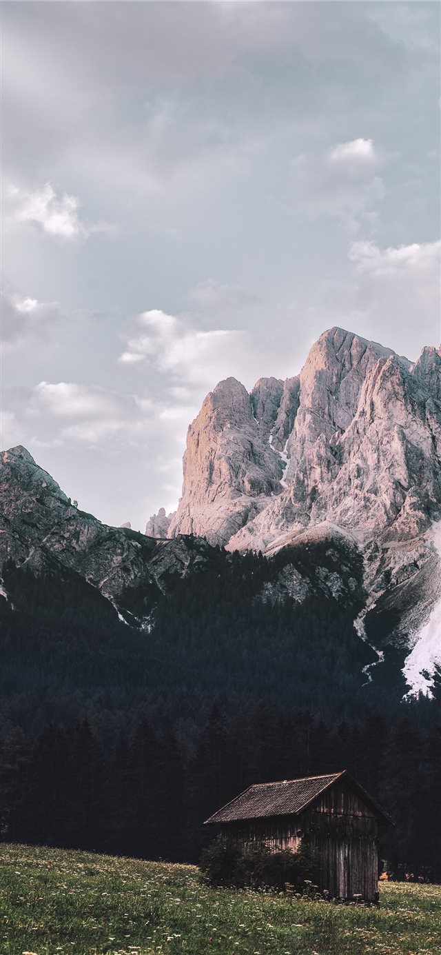 1125x2436 Summer morning - dolomite iPhone X Wallpaper