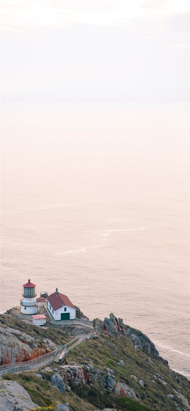 1125x2436 The Point Reyes Lighthouse Visitor Center  Inverne... - sea iPhone X Wallpaper