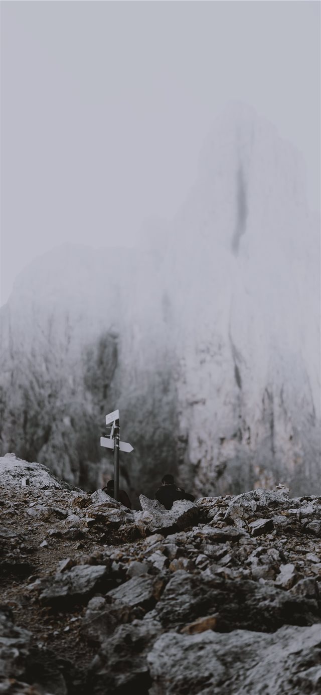 1125x2436 Hiking - foggy iPhone X Wallpaper