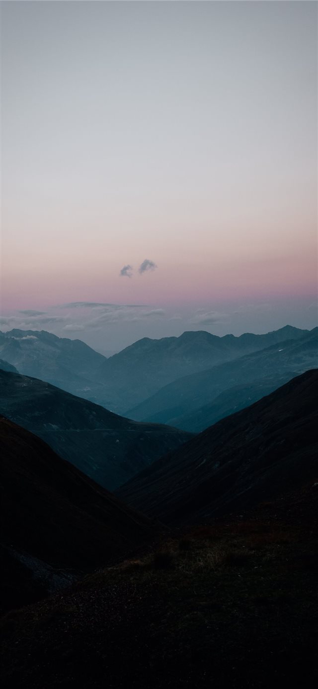 1125x2436 Early Morning - 35mm iPhone X Wallpaper