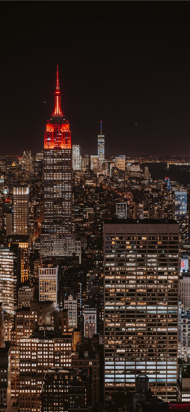1125x2436 Bright New York skyline - night iPhone X Wallpaper