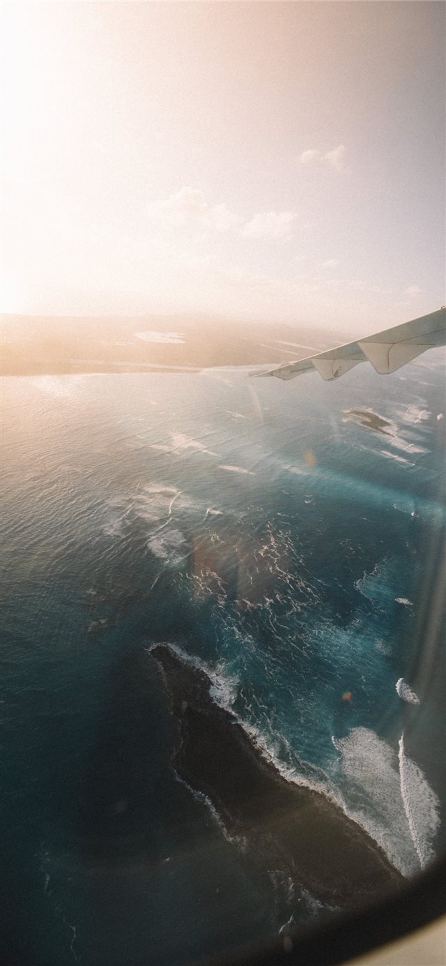 1125x2436 sunset over ocean - ocean iPhone X Wallpaper