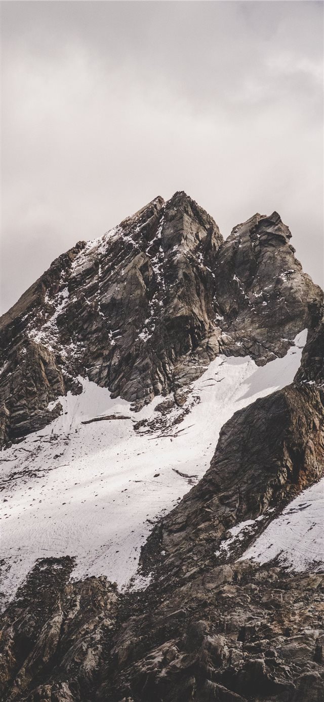 1125x2436 Rifugio Marinelli Bombardieri Al Bernina  Italy - nature wallpaper iPhone X Wallpaper