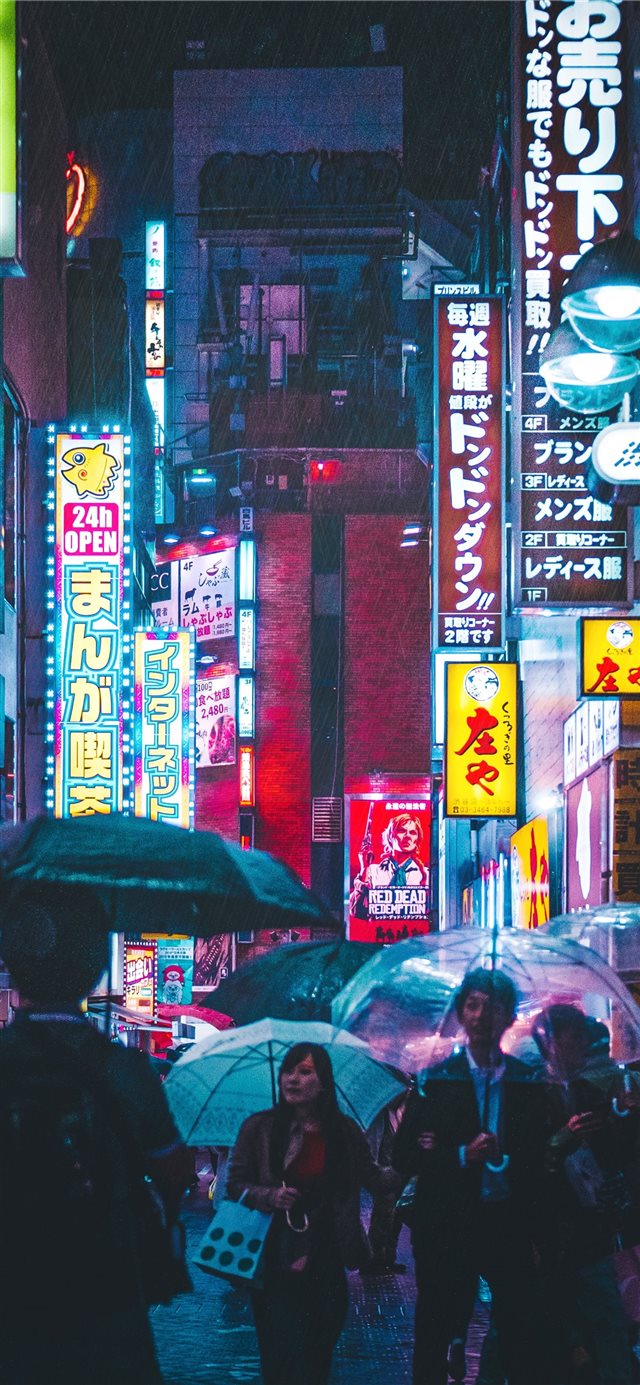 1125x2436 Shibuya  Japan - night iPhone X Wallpaper