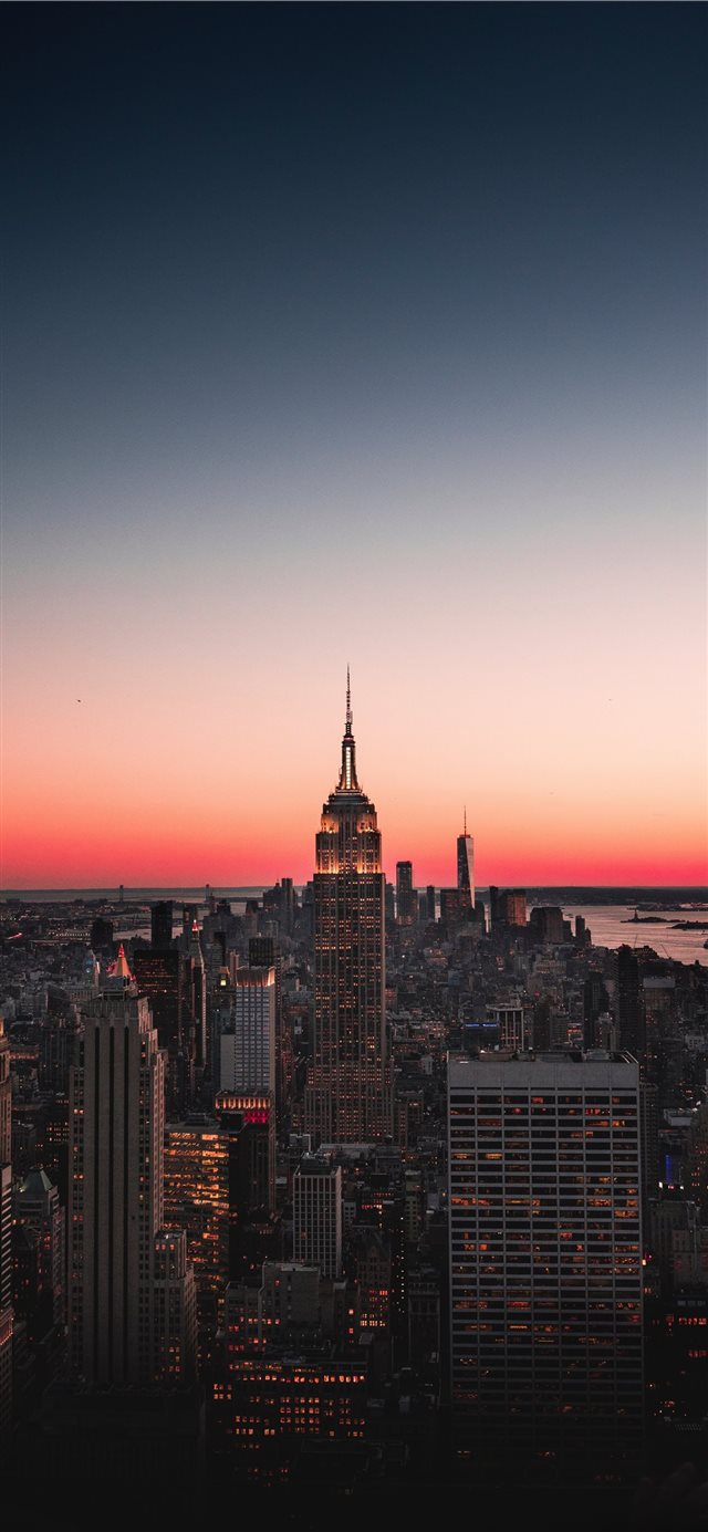 1125x2436 The Empire State  Vertically framed  -  iPhone X Wallpaper