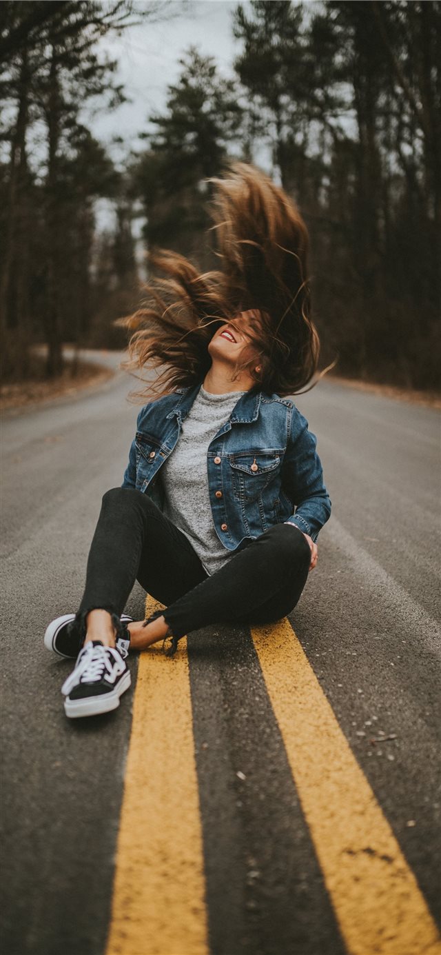 1125x2436 Freeze - happy iPhone X Wallpaper