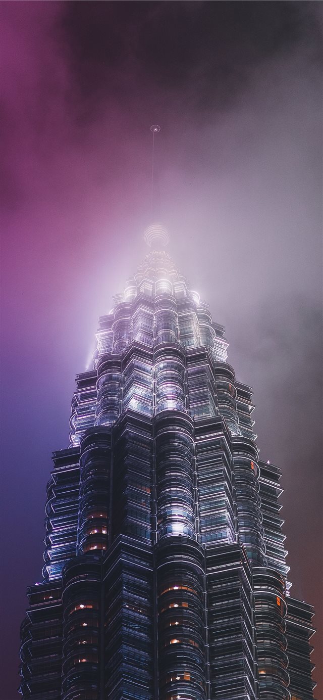 1125x2436 Tower of Clouds - malaysia iPhone X Wallpaper