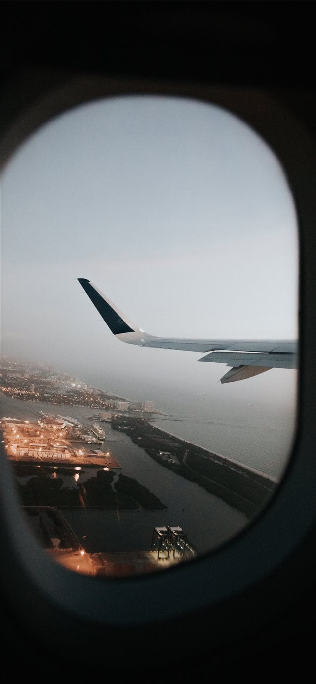 1125x2436 Fort Launderdale   USA - window iPhone X Wallpaper