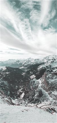 Windy clouds wallpaper