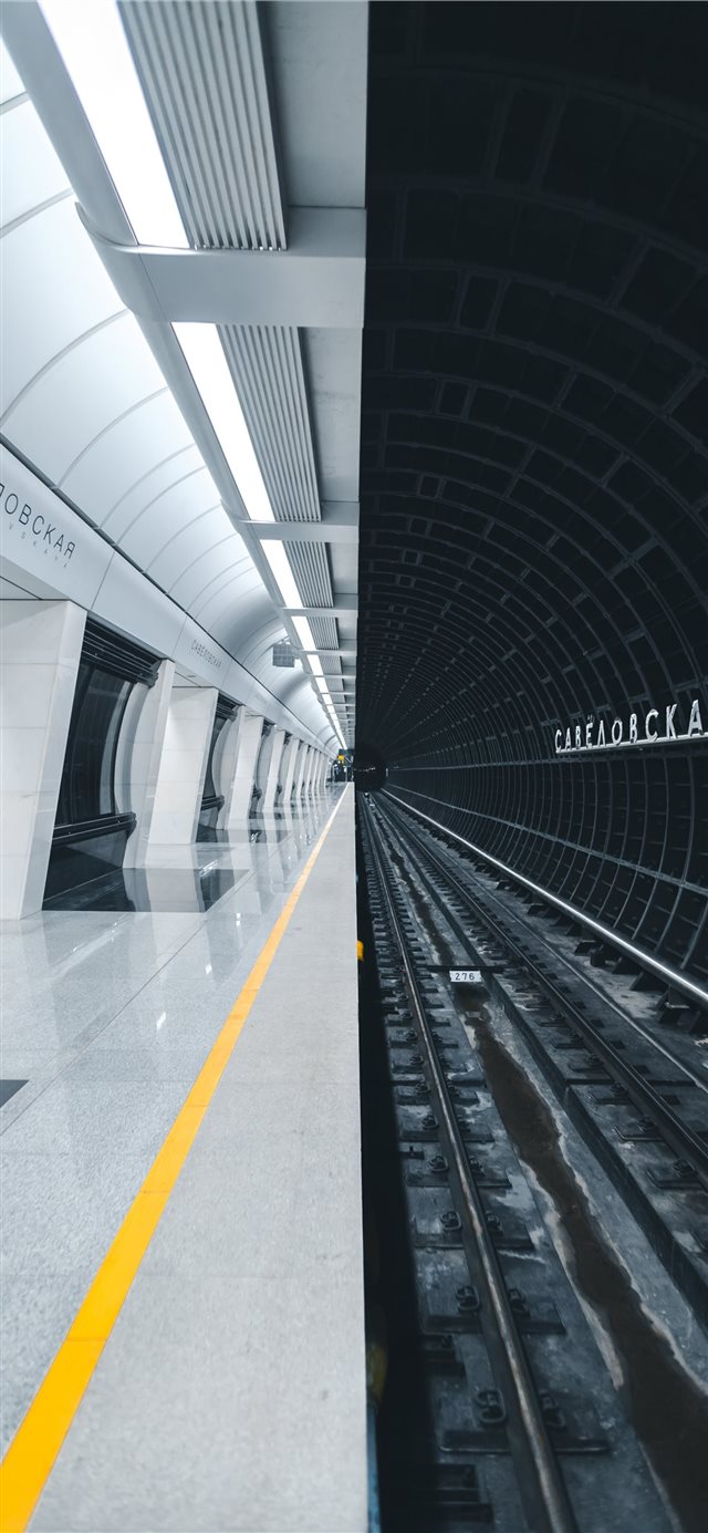 1125x2436 Metro station Savelovskaya - train station iPhone X Wallpaper