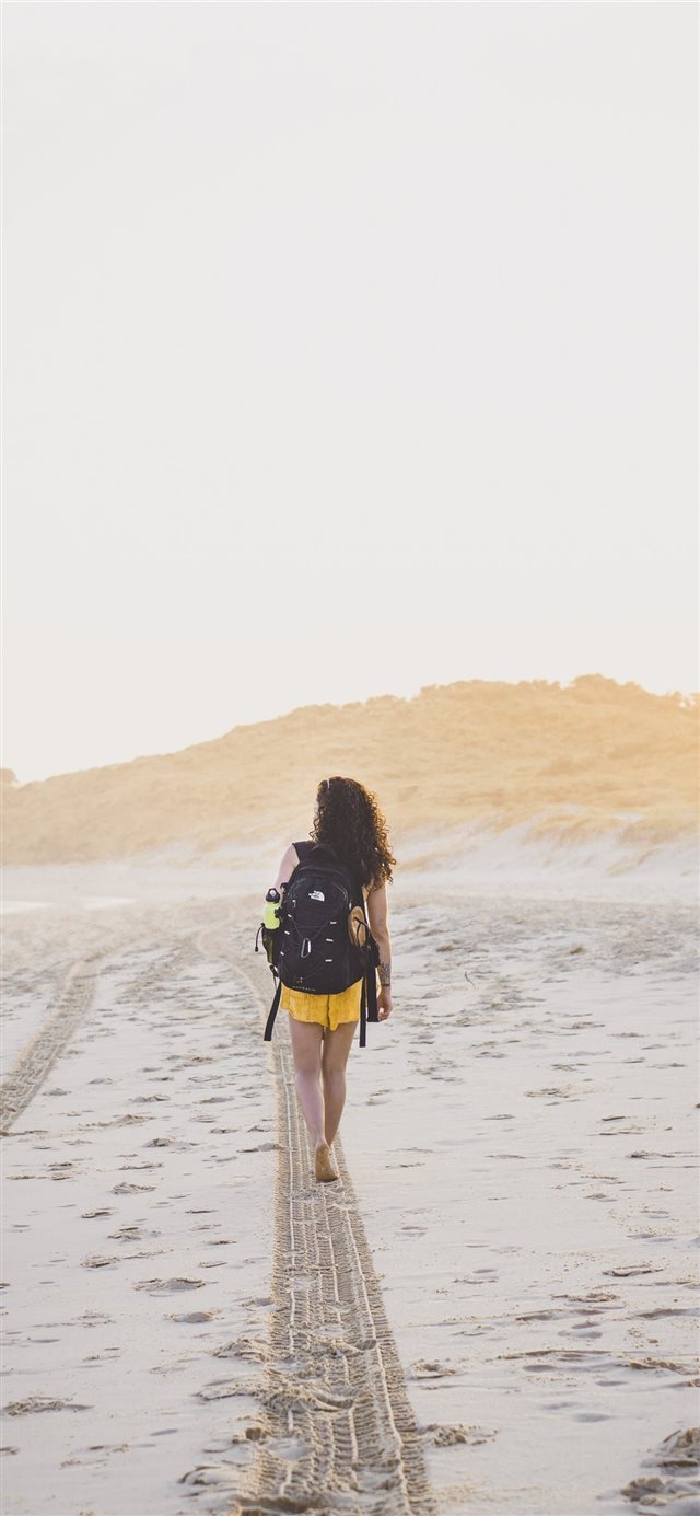 1125x2436 Sunset Beach Girl Walking   Australia Day - minimal iPhone X Wallpaper