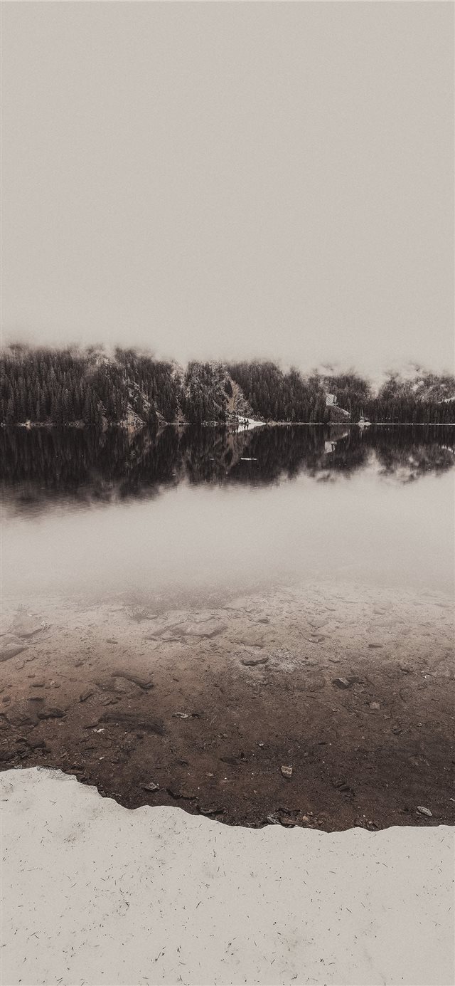 1125x2436 Lake Antholz  Antholz  Italy - italy iPhone X Wallpaper