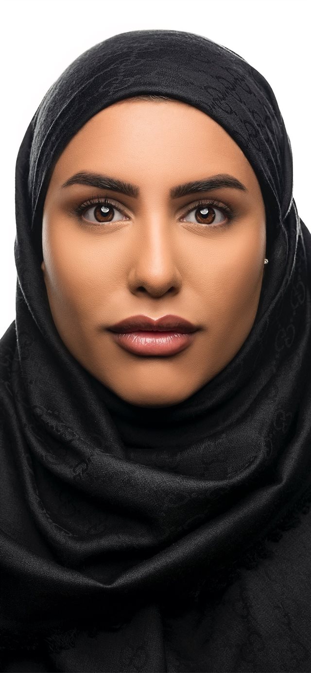 1125x2436     mehhag portraits  - munich iPhone X Wallpaper