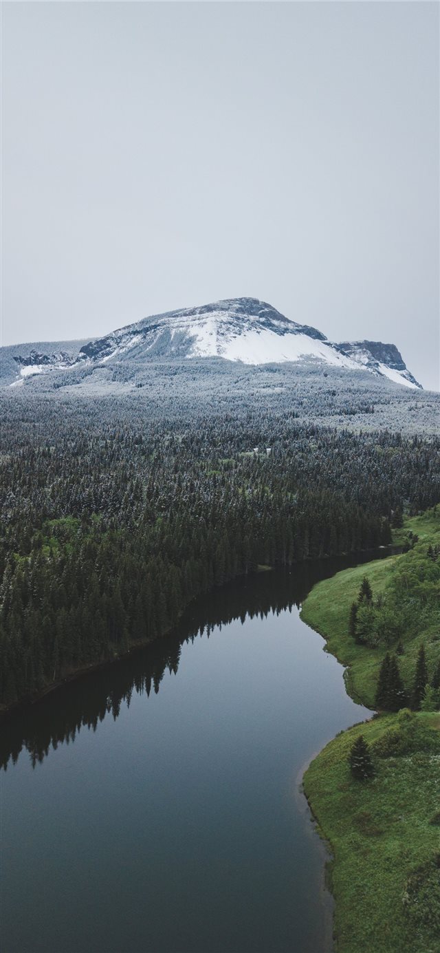 1125x2436 Range Rd 23B  Pincher Creek  Canada - snow iPhone X Wallpaper