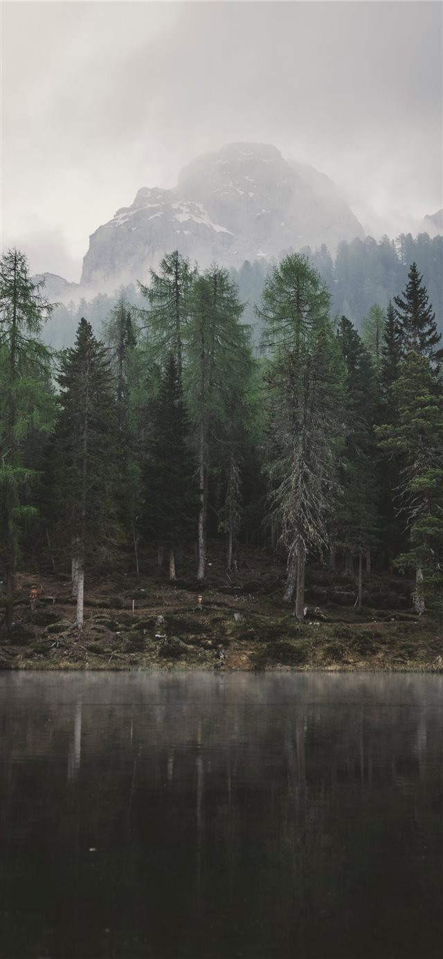 1125x2436 Lake Antorno! - scenery iPhone X Wallpaper