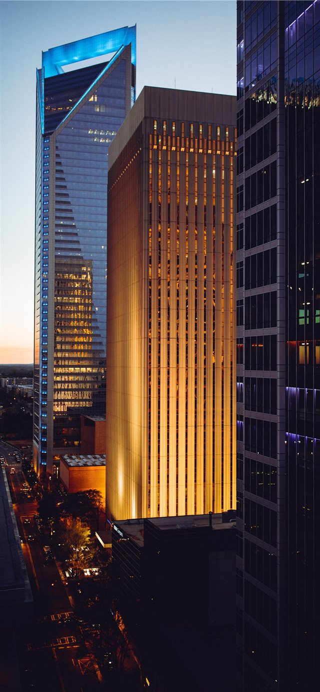 1125x2436 Uptown  Charlotte  US - night iPhone X Wallpaper