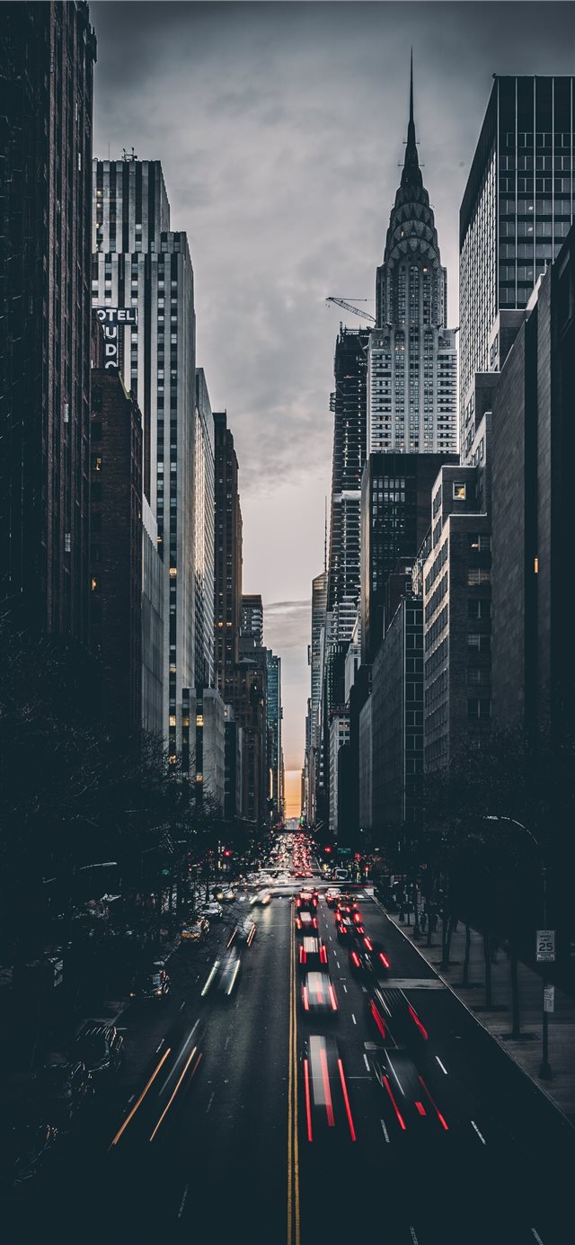 1125x2436 Tudor City  New York  United States -  iPhone X Wallpaper
