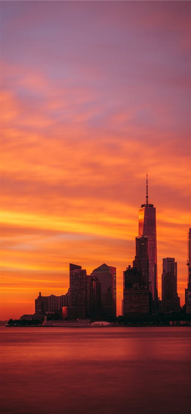 1125x2436 Fire in the Sky  - new york iPhone X Wallpaper