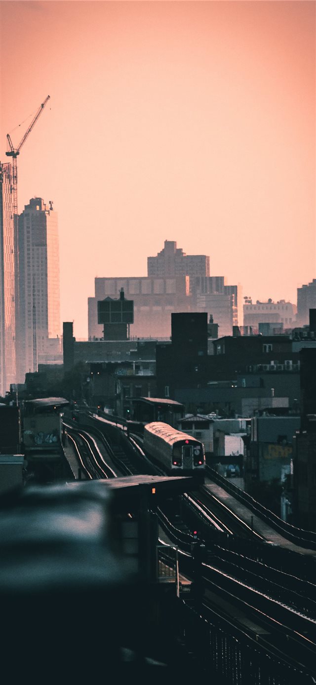 1125x2436 First shot at the new place - freeway iPhone X Wallpaper
