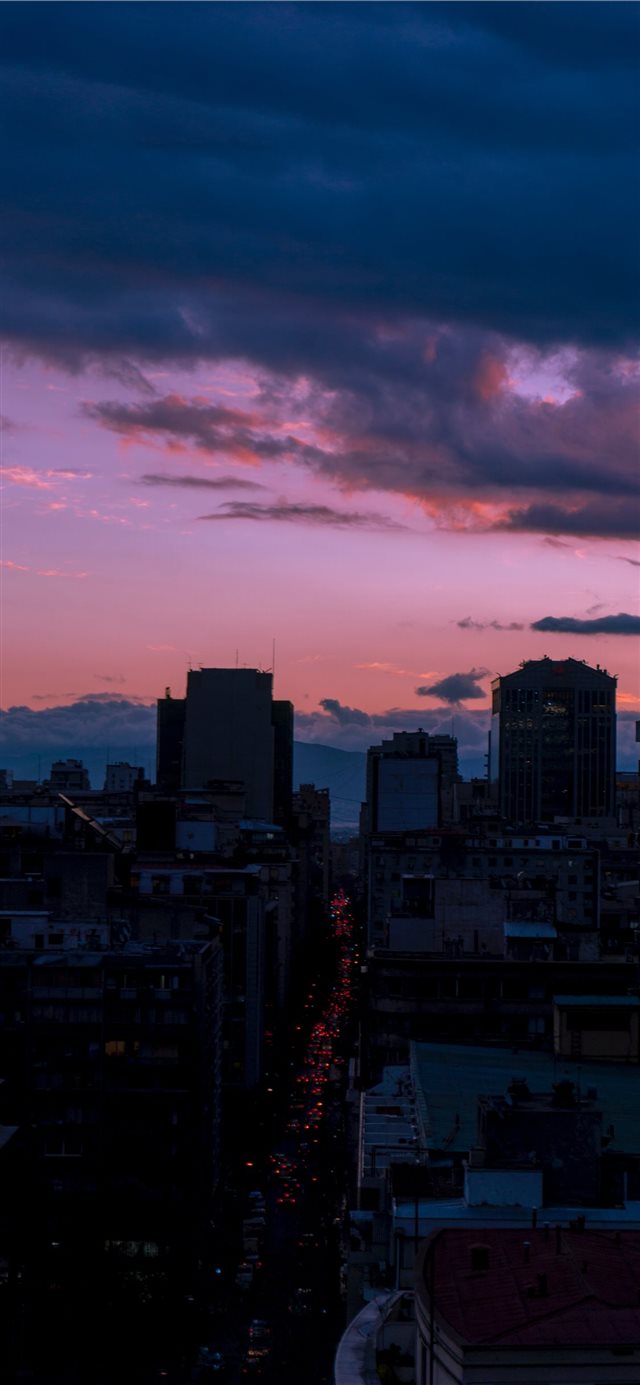 1125x2436 I know you feel it Santiago  Chile  Cerro Santa Lu... - red sky iPhone X Wallpaper