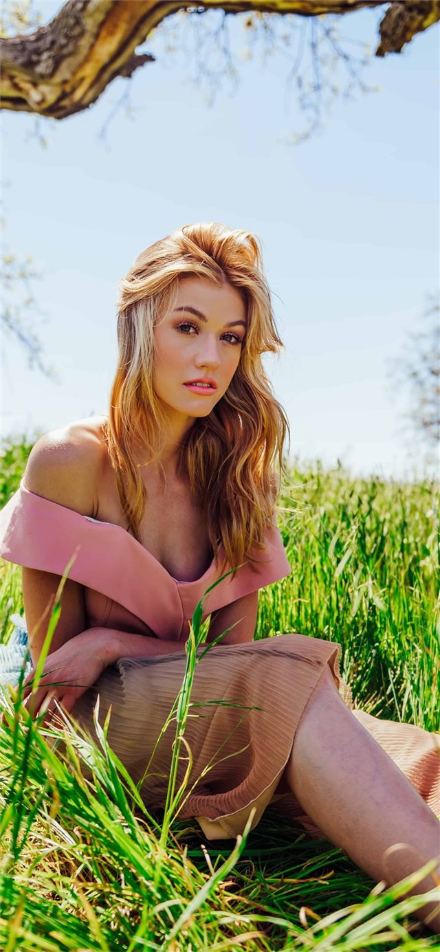 1125x2436 katherine mcnamara 2019 5k - girls iPhone X Wallpaper