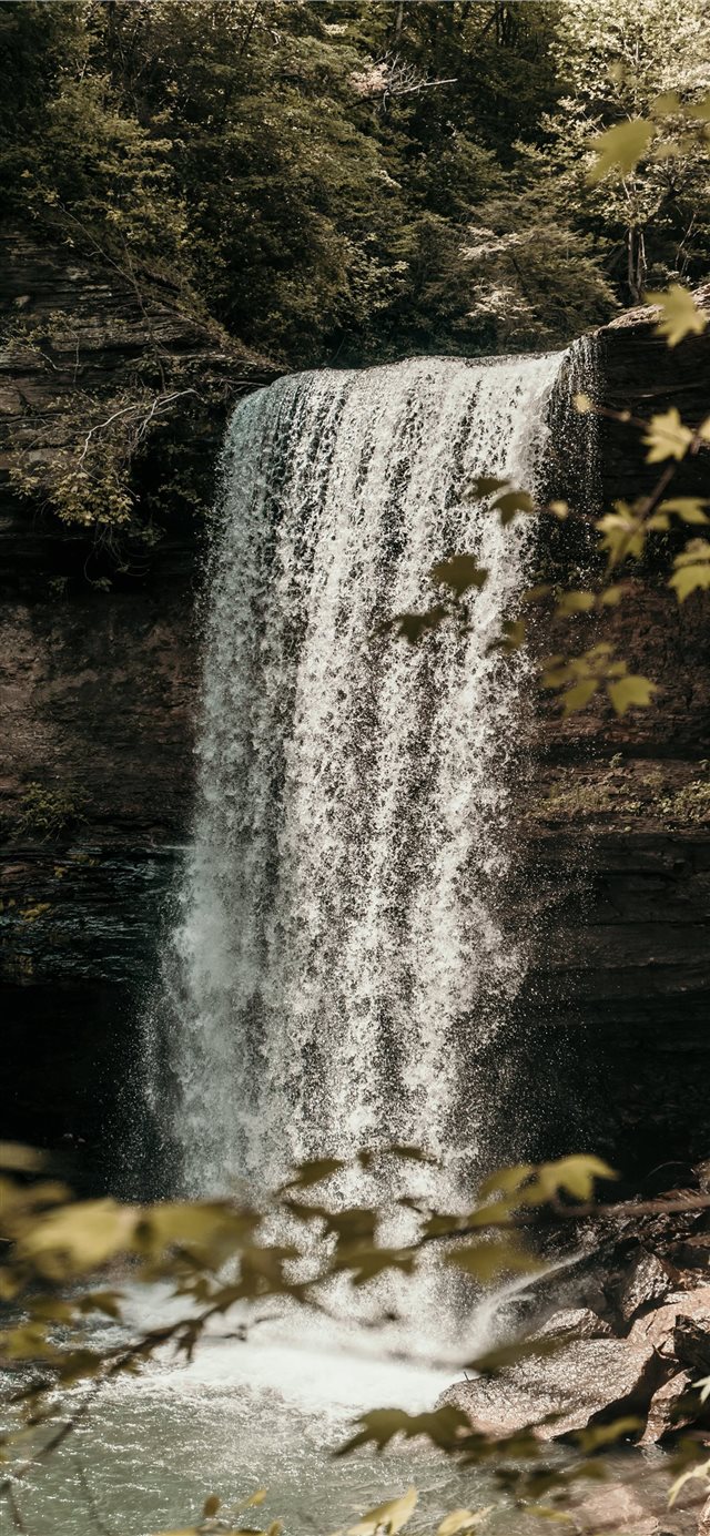 1125x2436 Greeter Falls - leisure activities iPhone X Wallpaper