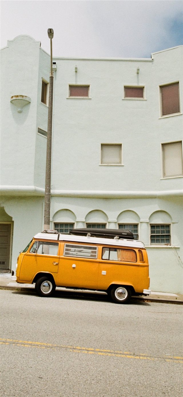 1125x2436 SF on film - vehicle iPhone X Wallpaper