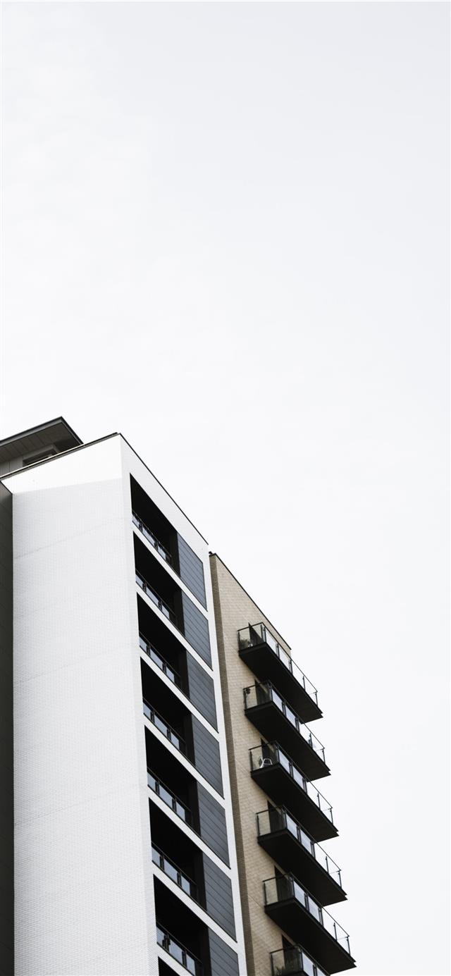 1125x2436 Mile End Road London United Kingdom - minimal iPhone X Wallpaper