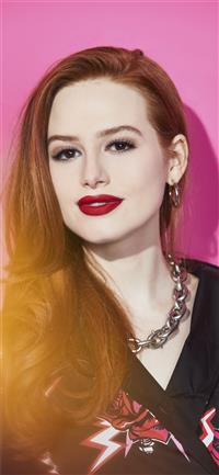 madelaine petsch comic con photoshoot wallpaper
