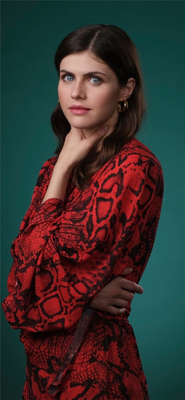 1125x2436 alexandra daddario 2019 5k -  iPhone X Wallpaper