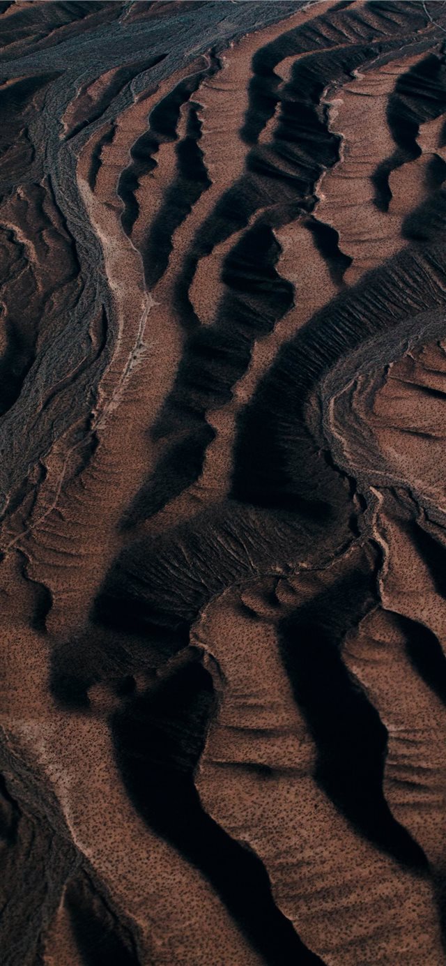 1125x2436 aerial view photography of mountain - landscape iPhone X Wallpaper