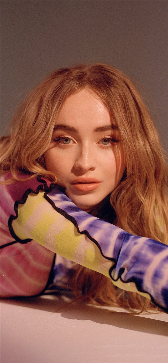 1125x2436 2019 sabrina carpenter refinery photoshoot - singer iPhone X Wallpaper