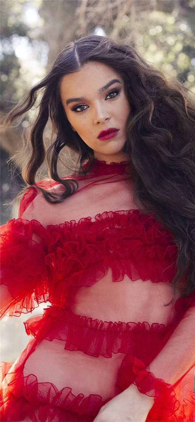 1125x2436 hailee steinfeld singer 5k -  iPhone X Wallpaper