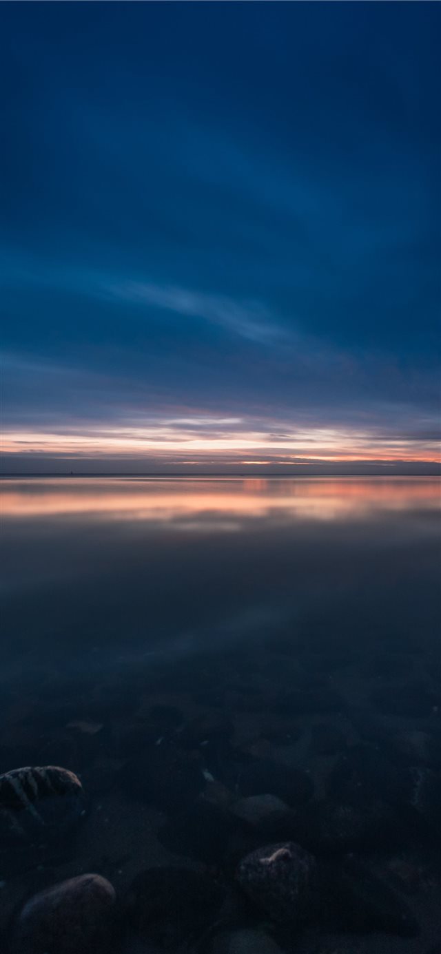 1125x2436 body of water at night - scenery iPhone X Wallpaper