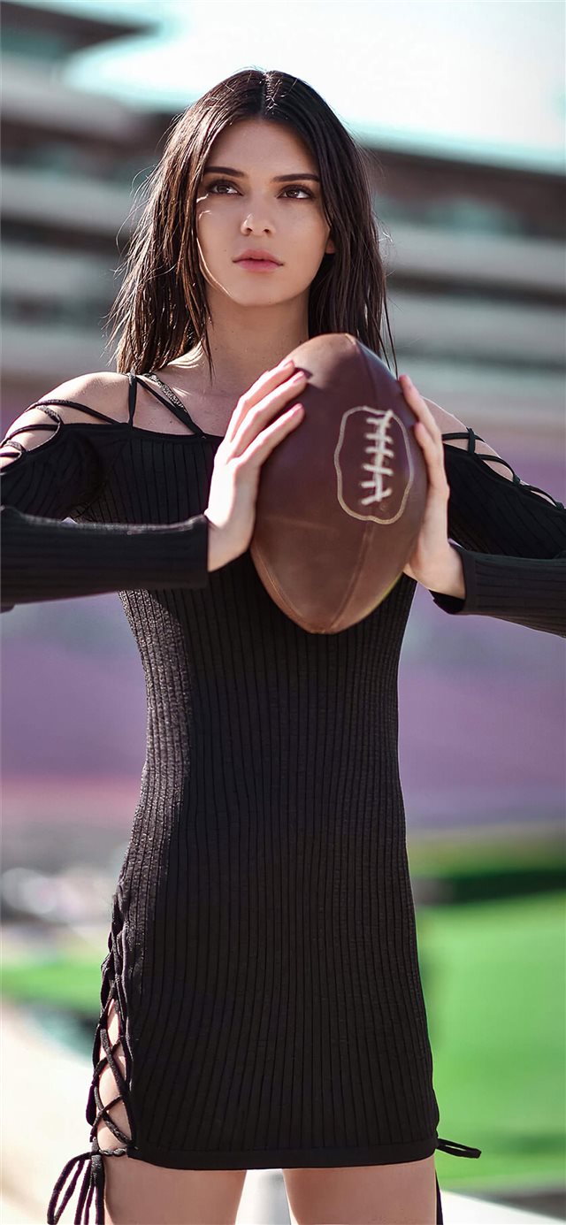 1125x2436 2019 kendal jenner - kendall jenner iPhone X Wallpaper