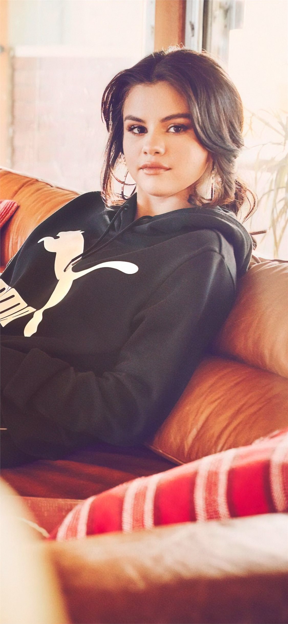 Selena Gomez Wallpaper Hd Iphone